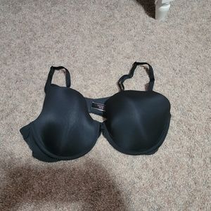 Victorias Secret, Black, 38C Bra